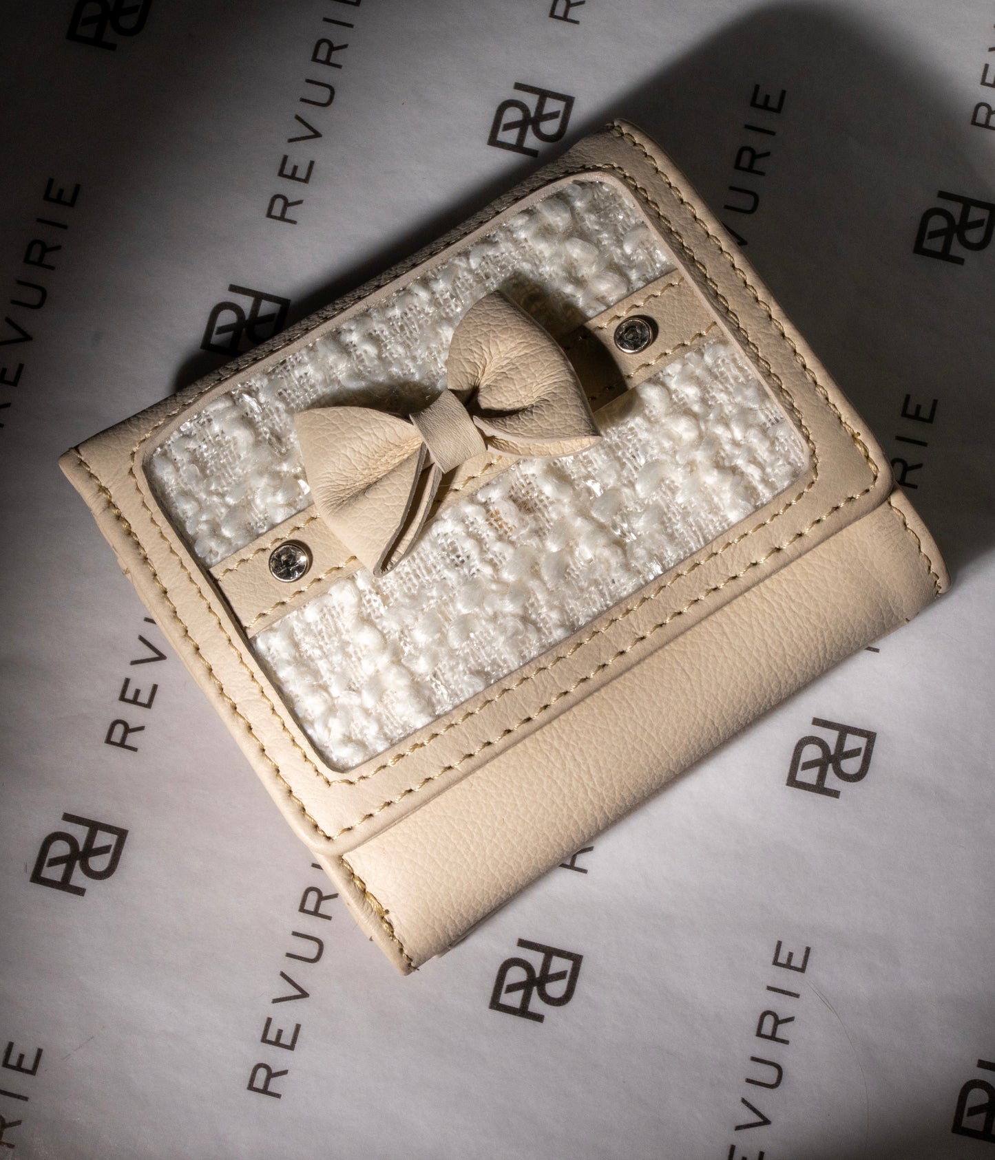 Cartera beige Champagne