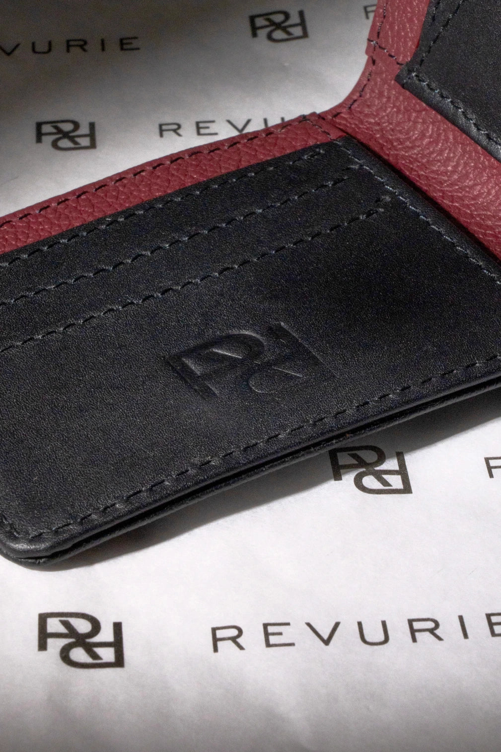 Cartera Black Velvet